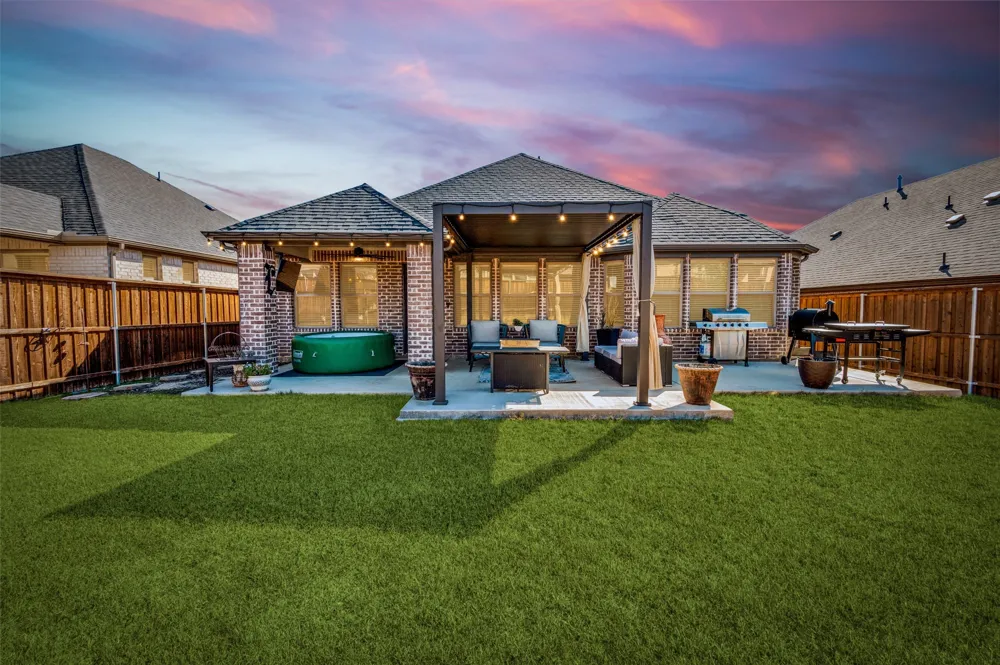 10636 Enchanted Rock Way