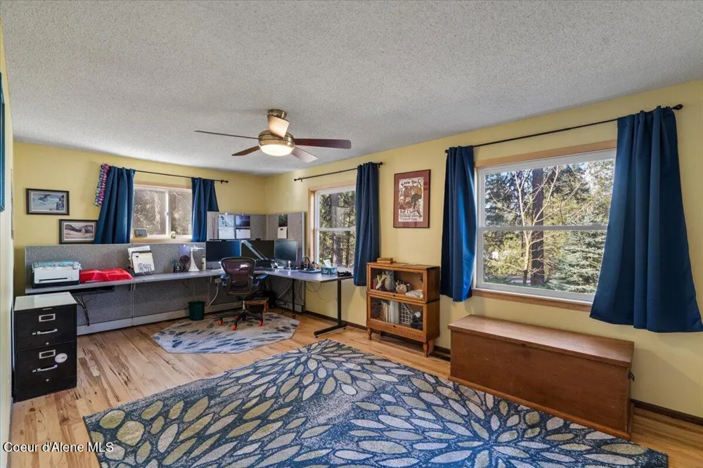1423 S PULPWOOD ROAD Medical Lake, WA 99022