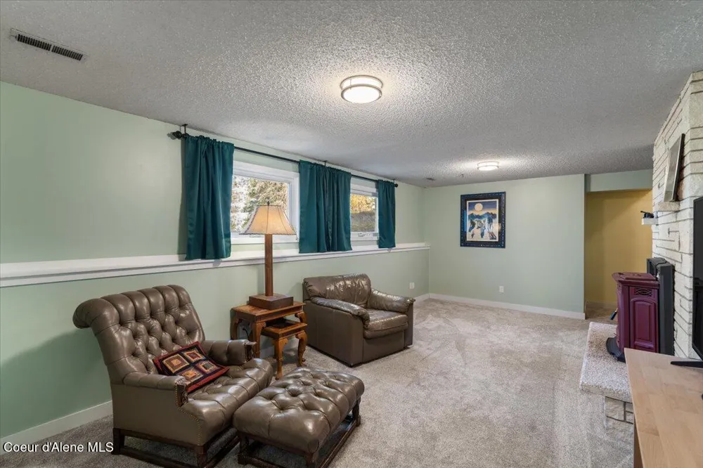 1423 S PULPWOOD ROAD Medical Lake, WA 99022