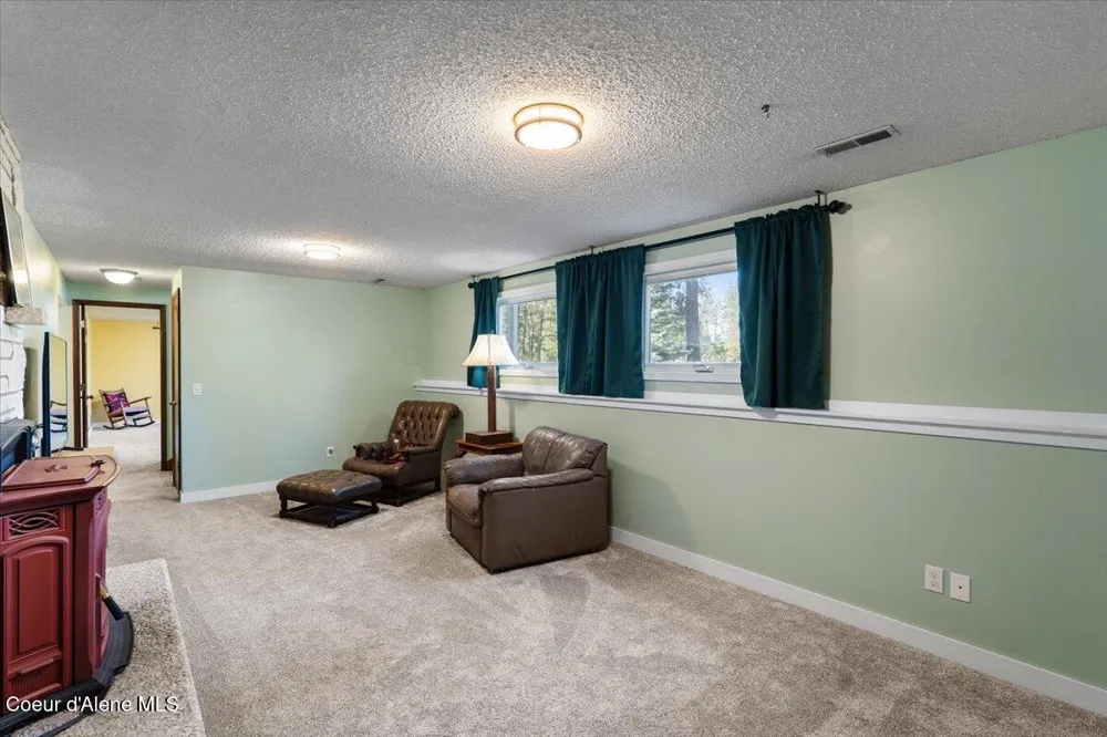 1423 S PULPWOOD ROAD Medical Lake, WA 99022