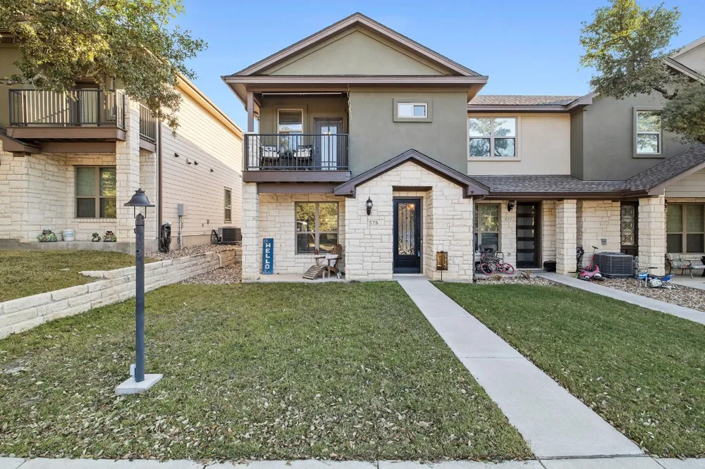 575 Demarett Drive Point Venture, TX 78645