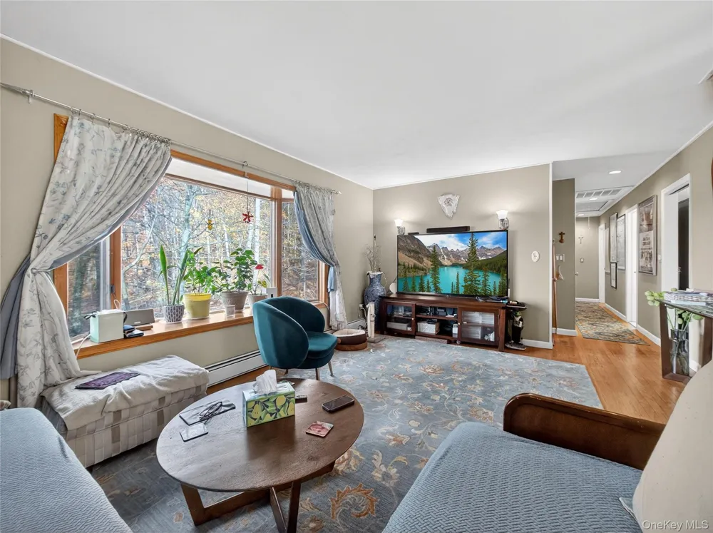 450 Valentine Avenue Sparkill, NY 10976