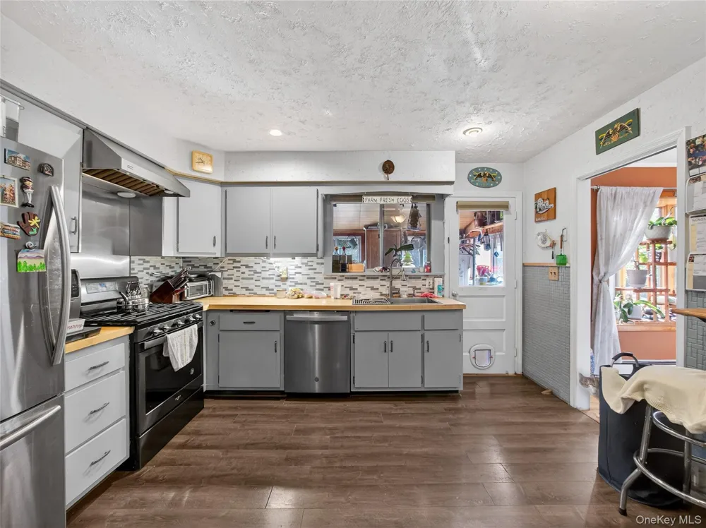 450 Valentine Avenue Sparkill, NY 10976