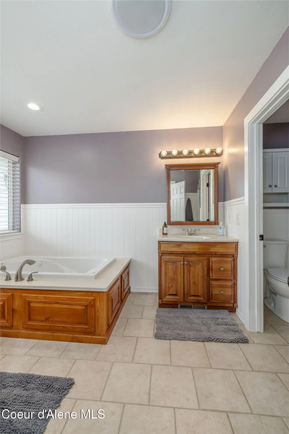 1066 E Ezra Avenue Hayden, ID 83835