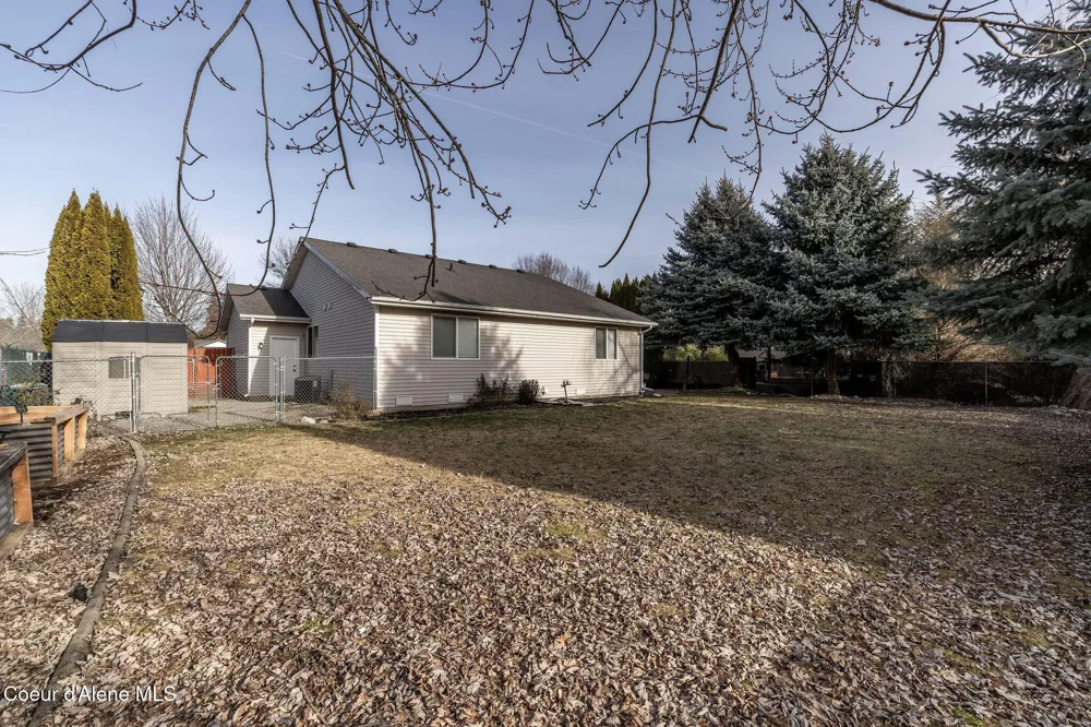 1066 E Ezra Avenue Hayden, ID 83835