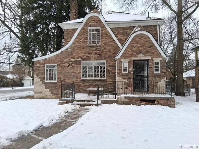 15530 Winthrop Street