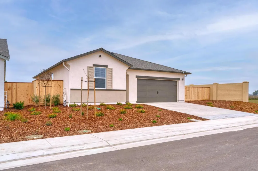 3421 Dillion Way Denair, CA 95316