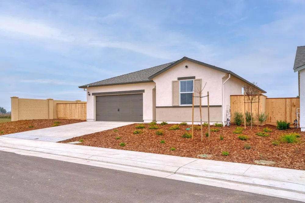 3438 Dillion Way Denair, CA 95316