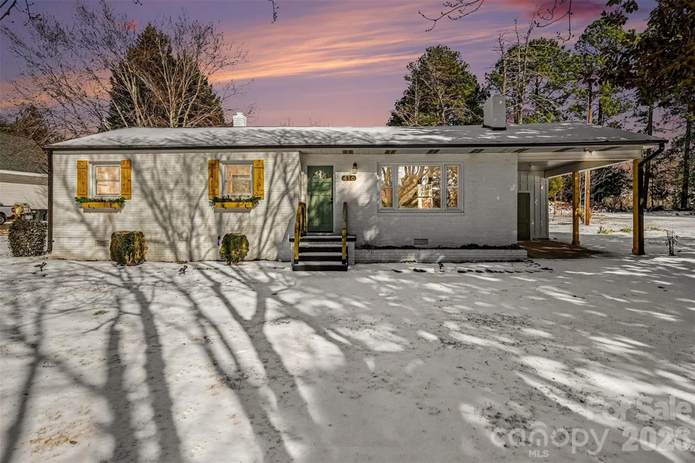 416 Old Mountain Road