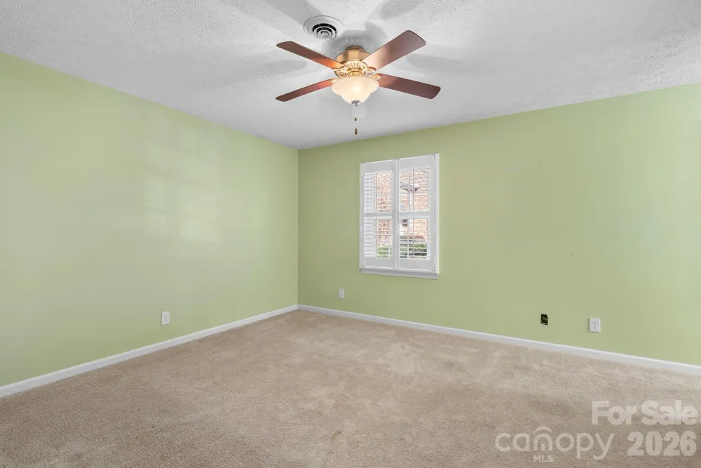 1411 Kensington Road Hendersonville, NC 28791