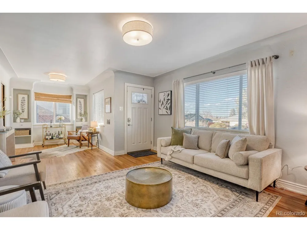 2260 W Center Avenue