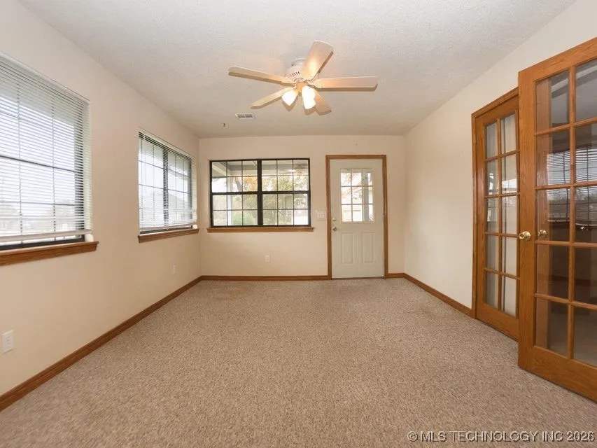 1119 Rolling Oaks Road Grove, OK 74344