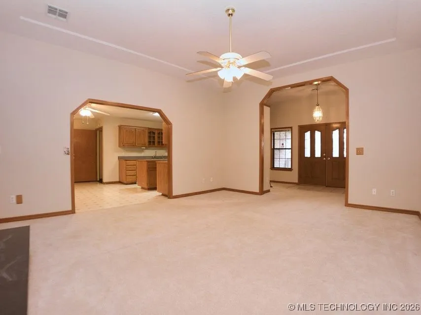 1119 Rolling Oaks Road Grove, OK 74344