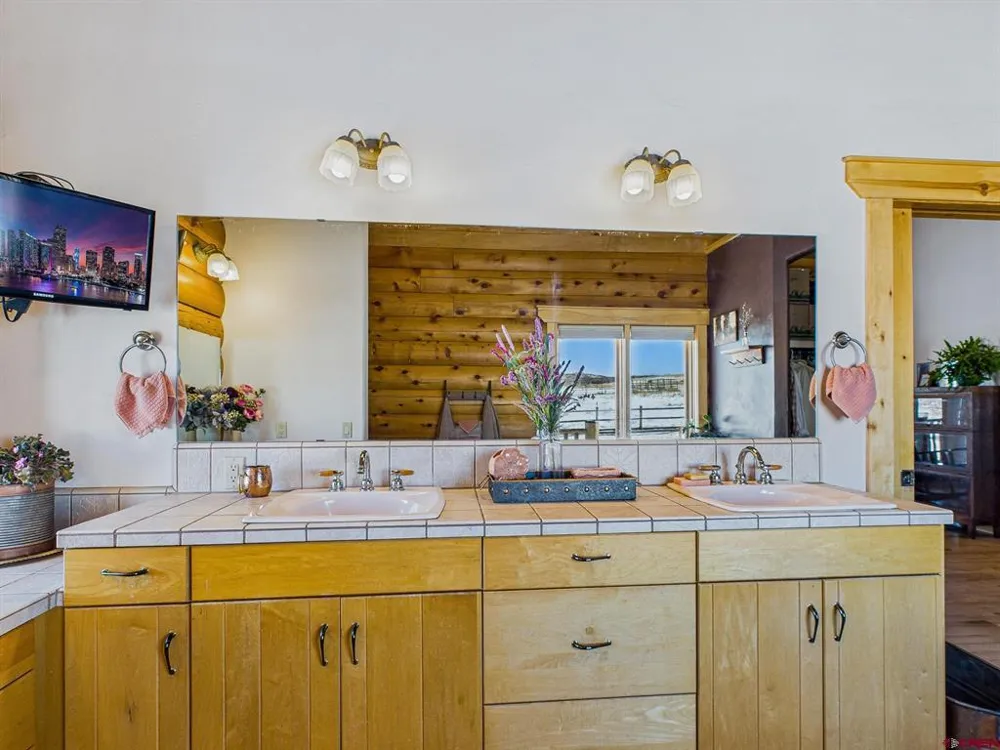 82100 92 Highway Crawford, CO 81415