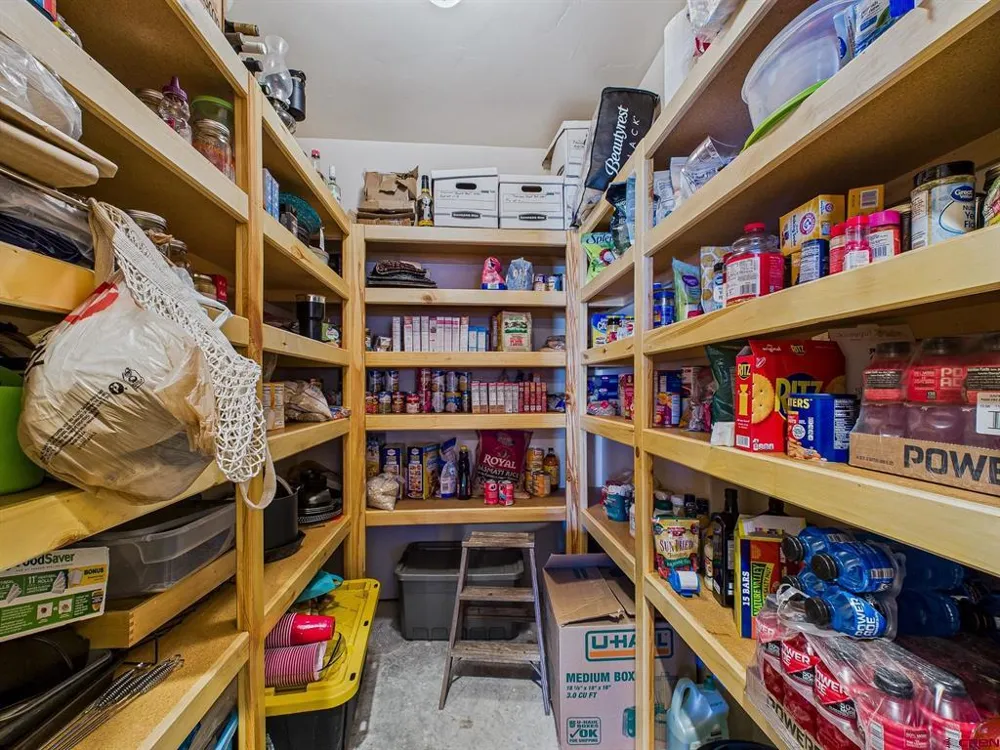 82100 92 Highway Crawford, CO 81415