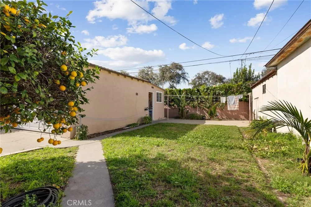 10525 Washington Avenue South Gate, CA 90280