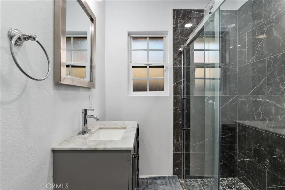 10525 Washington Avenue South Gate, CA 90280