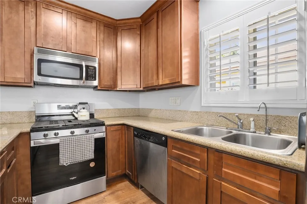 10525 Washington Avenue South Gate, CA 90280