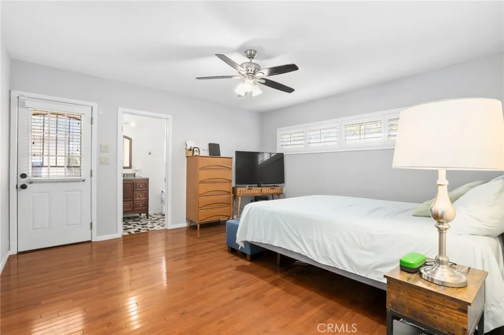 10525 Washington Avenue South Gate, CA 90280