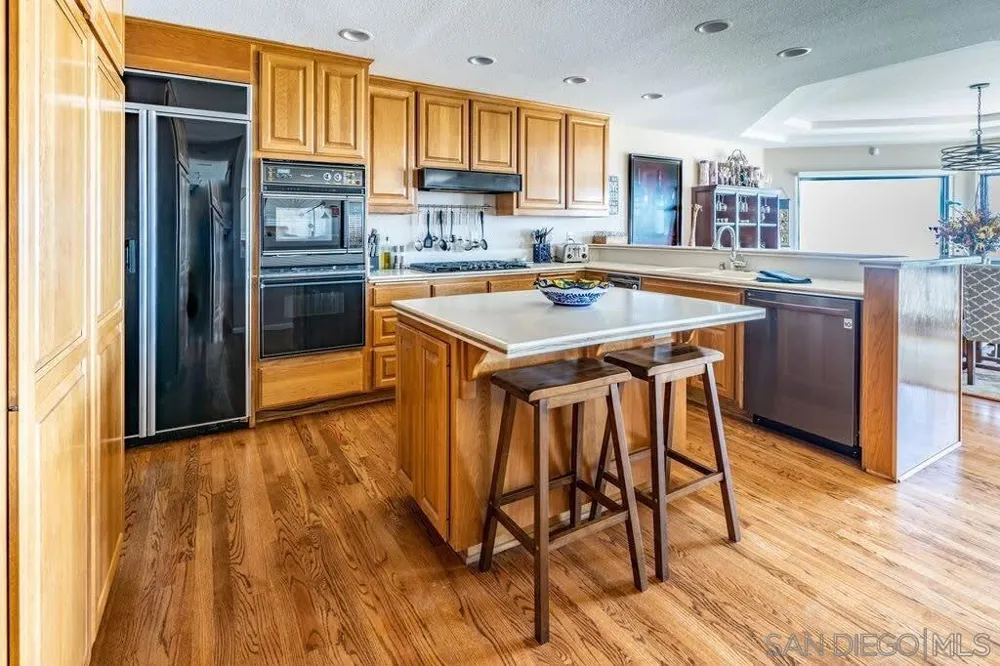 2110 Locust St San Diego, CA 92106
