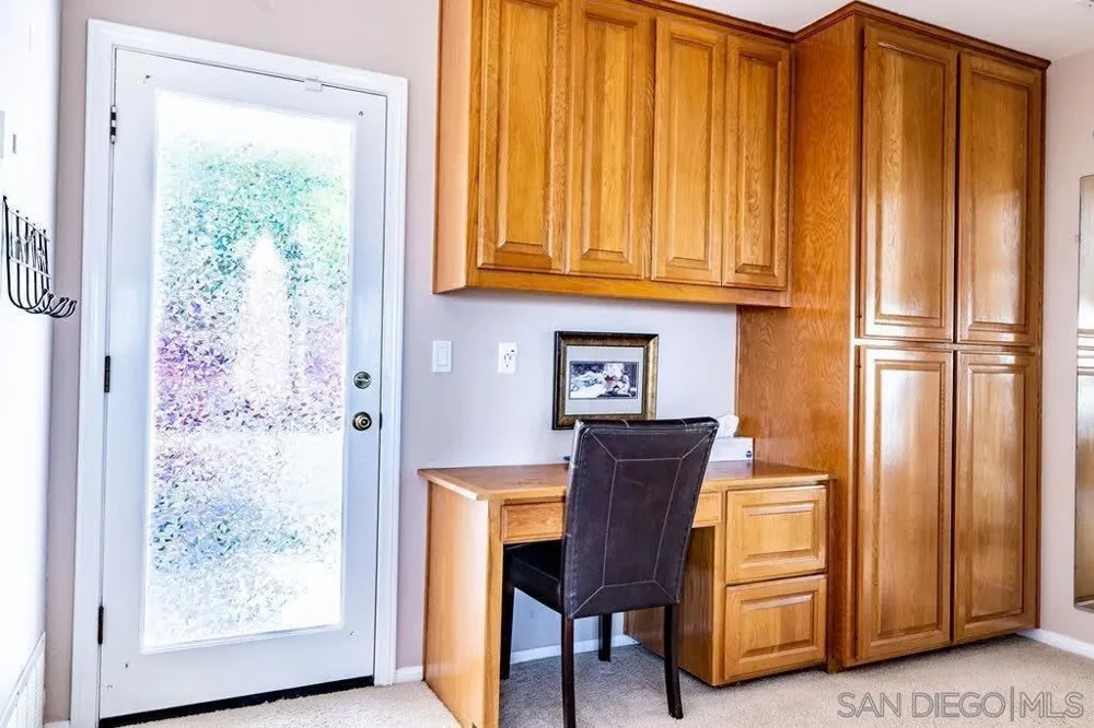 2110 Locust St San Diego, CA 92106