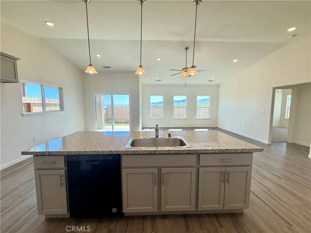 1200 Orange Street Avenal, CA 93204