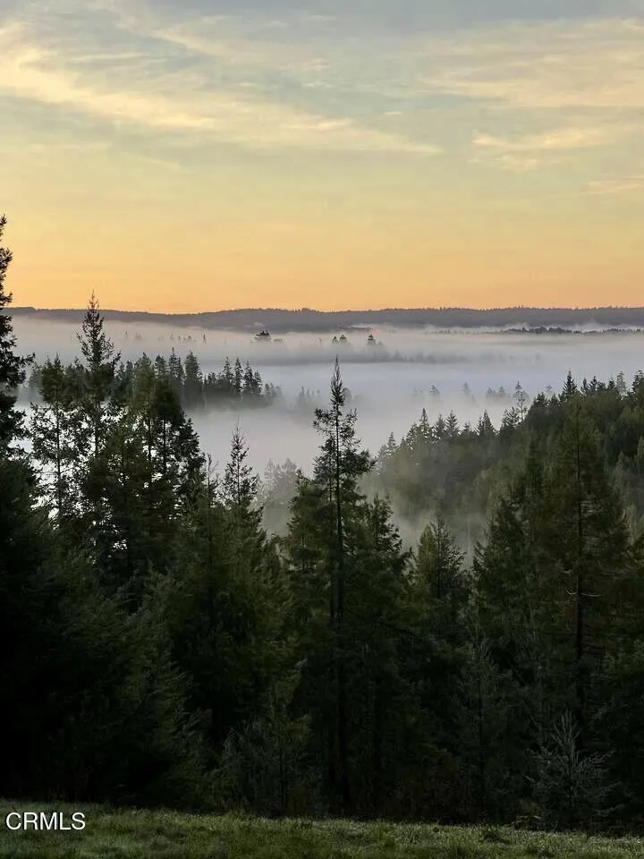 40401 Little River-Airport Road Little River, CA 95456