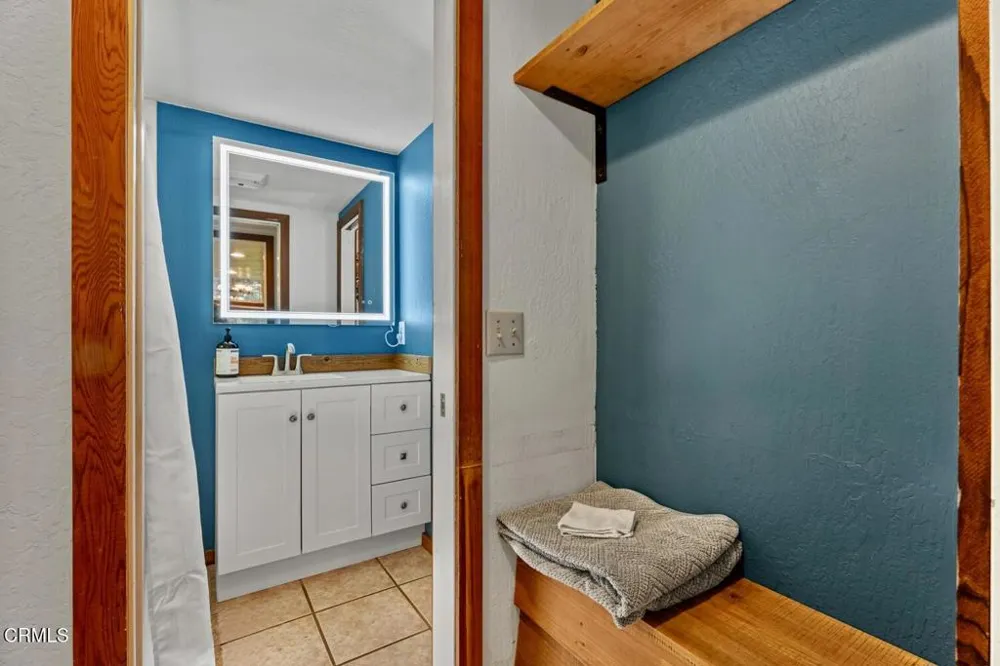 40401 Little River-Airport Road Little River, CA 95456