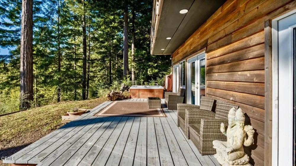 40401 Little River-Airport Road Little River, CA 95456