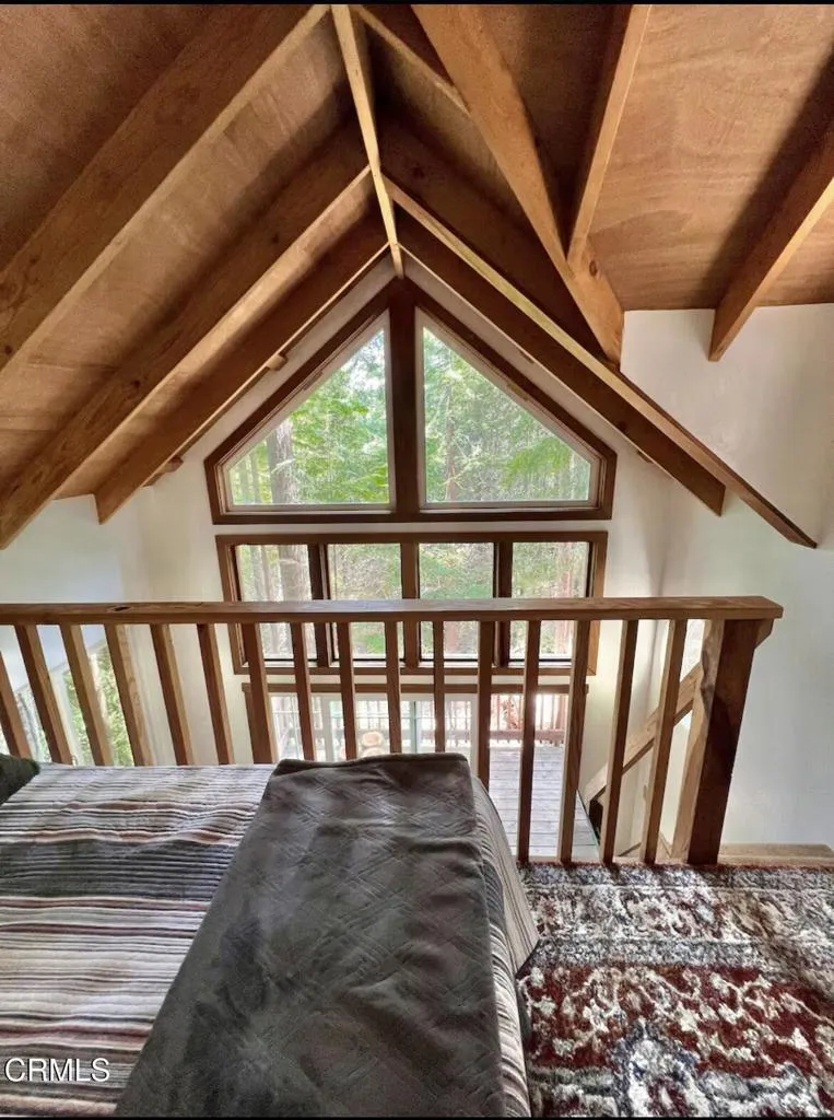 40401 Little River-Airport Road Little River, CA 95456