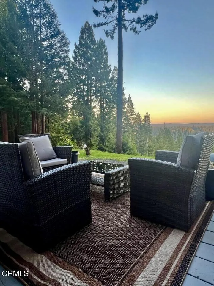 40401 Little River-Airport Road Little River, CA 95456