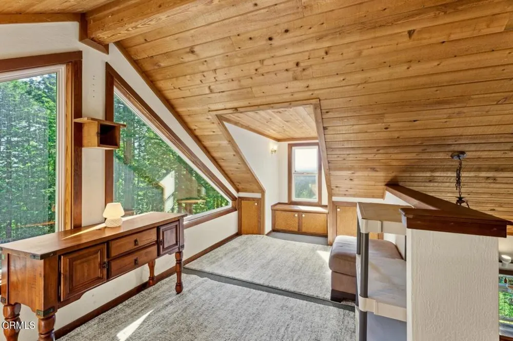 40401 Little River-Airport Road Little River, CA 95456