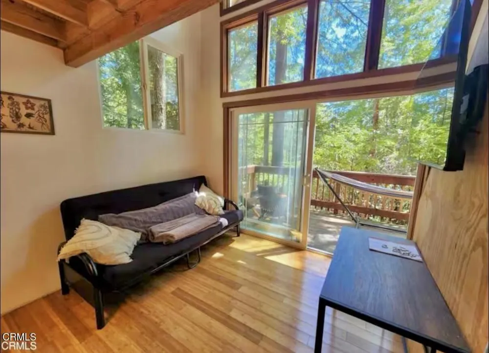 40401 Little River-Airport Road Little River, CA 95456