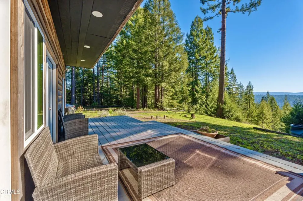 40401 Little River-Airport Road Little River, CA 95456