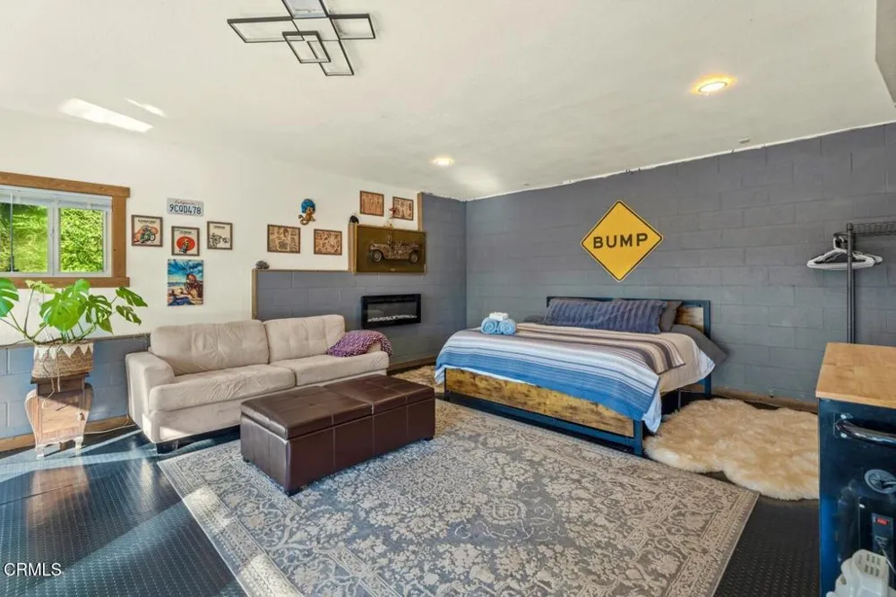 40401 Little River-Airport Road Little River, CA 95456
