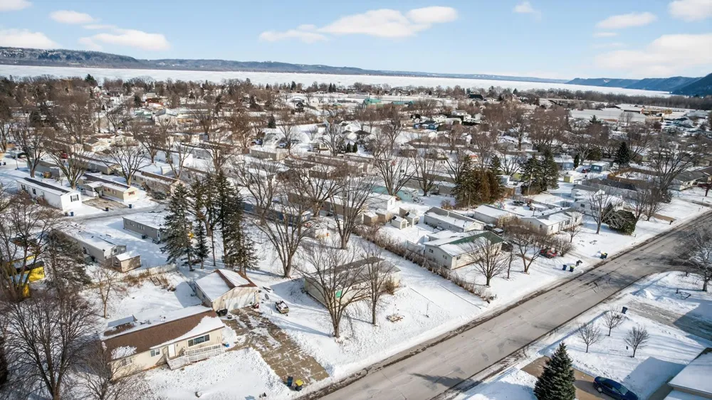 729 S 10th Street Lake City, MN 55041