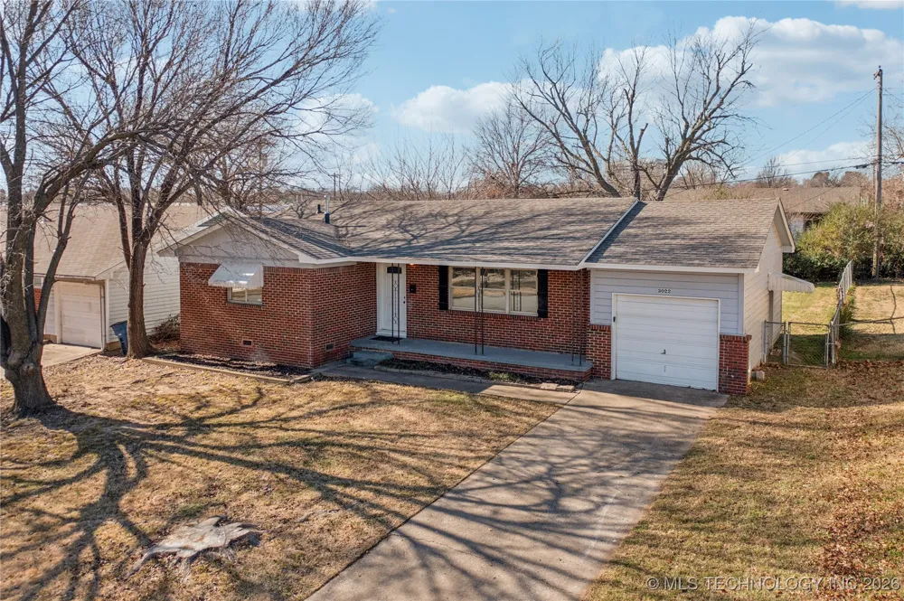 3022 S Norwood Avenue