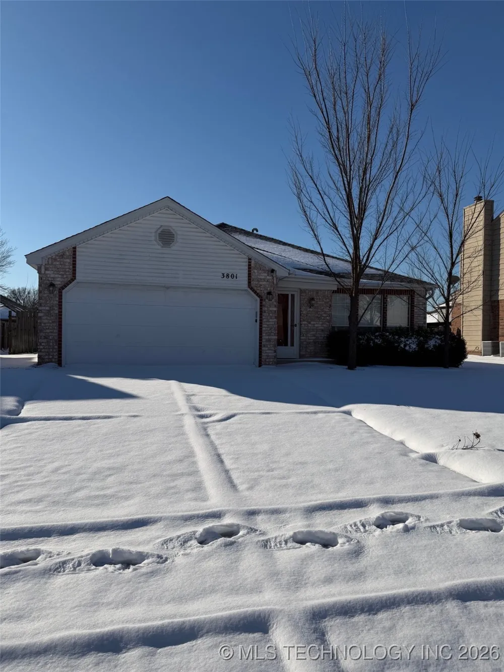 3801 W Hartford Street