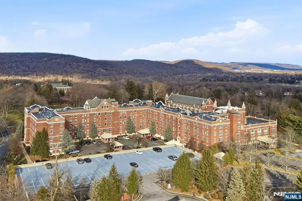 2301 Rio Vista Drive