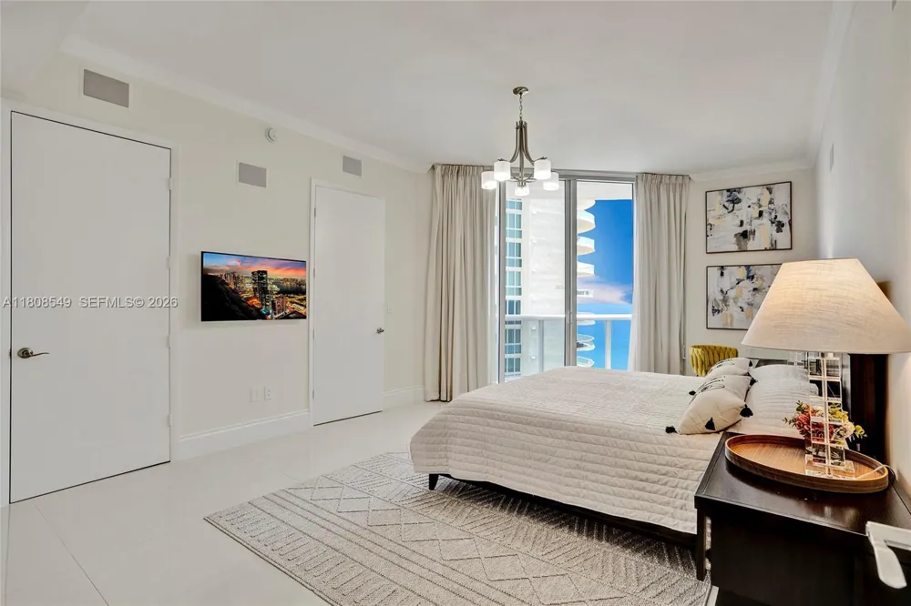 16001 Collins Ave #1604 Sunny Isles Beach, FL 33160