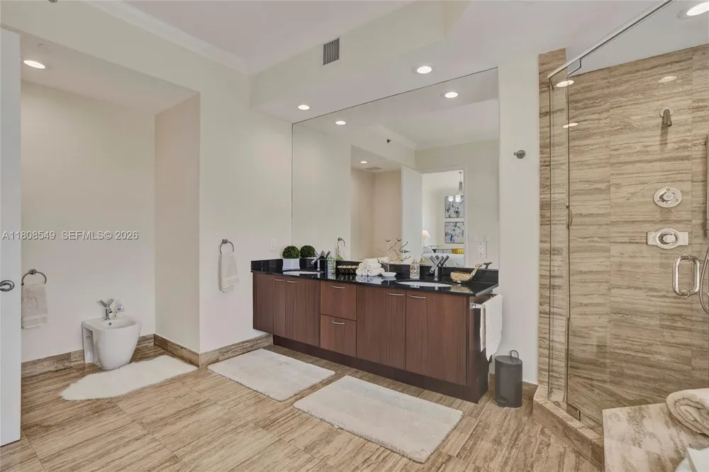 16001 Collins Ave #1604 Sunny Isles Beach, FL 33160