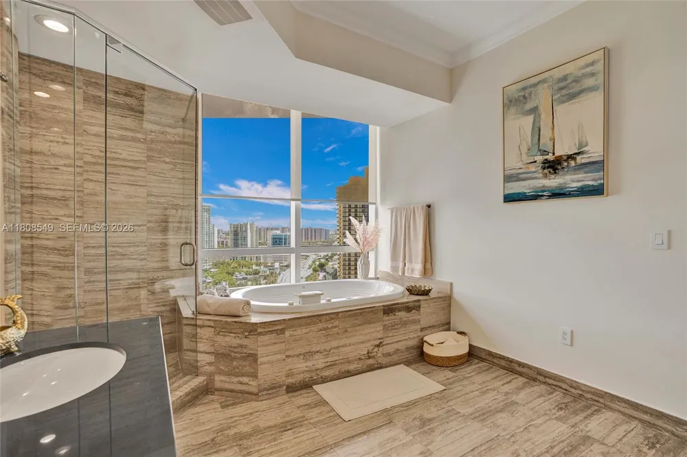 16001 Collins Ave #1604 Sunny Isles Beach, FL 33160