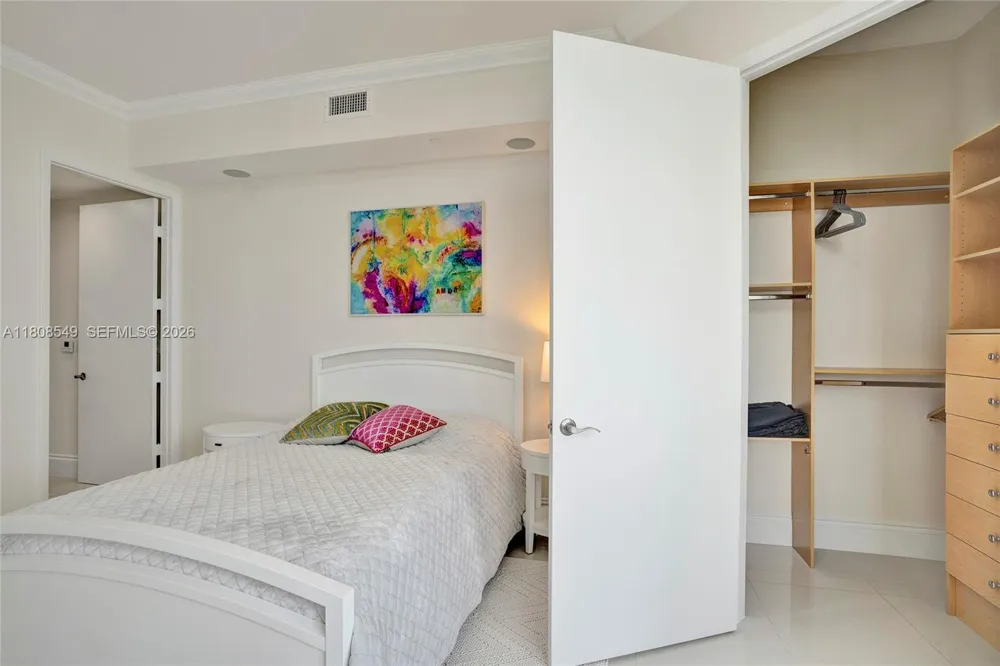 16001 Collins Ave #1604 Sunny Isles Beach, FL 33160