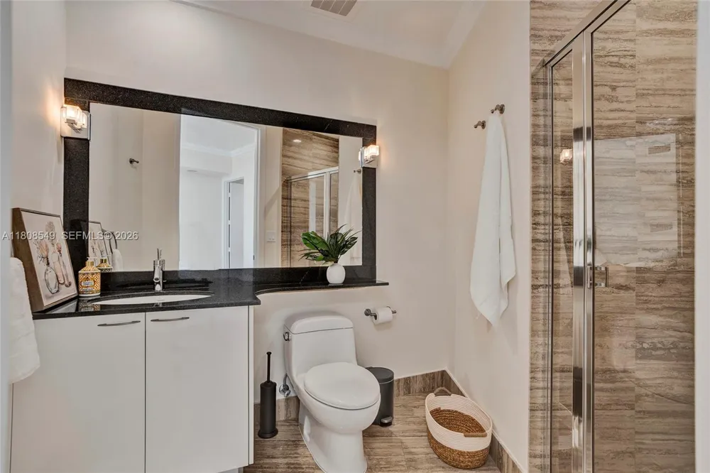 16001 Collins Ave #1604 Sunny Isles Beach, FL 33160