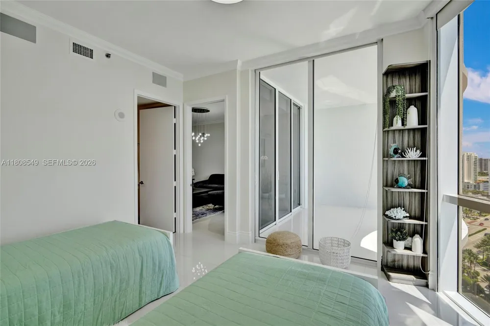 16001 Collins Ave #1604 Sunny Isles Beach, FL 33160