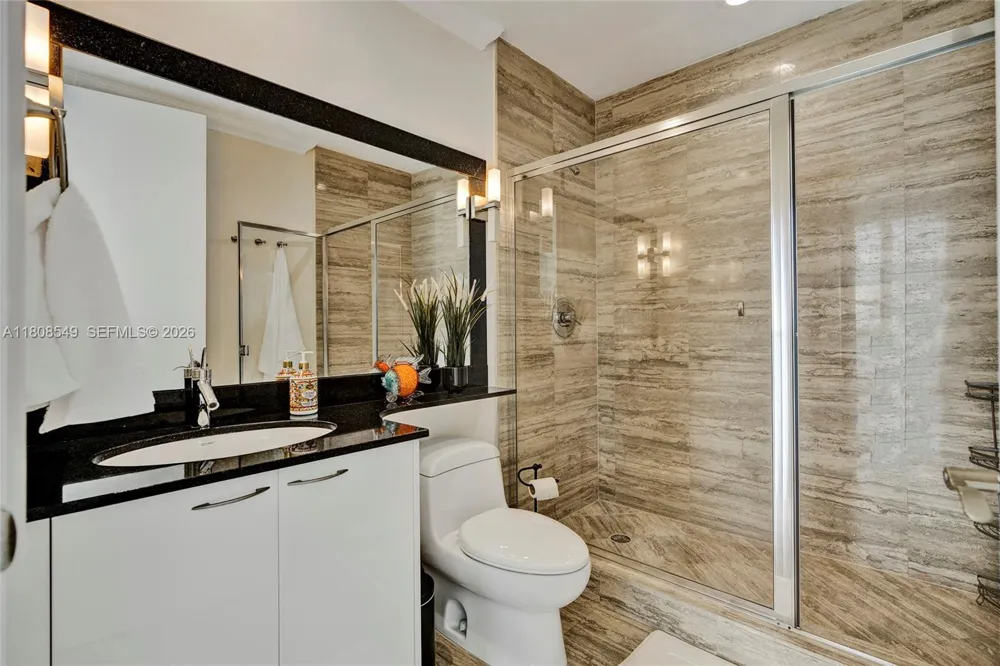 16001 Collins Ave #1604 Sunny Isles Beach, FL 33160