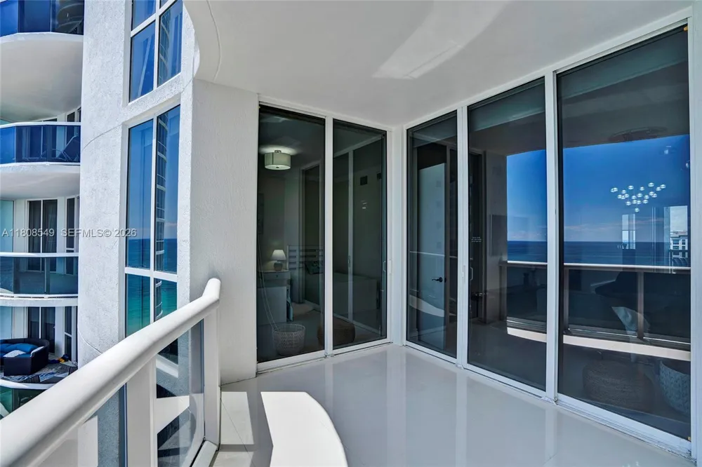 16001 Collins Ave #1604 Sunny Isles Beach, FL 33160