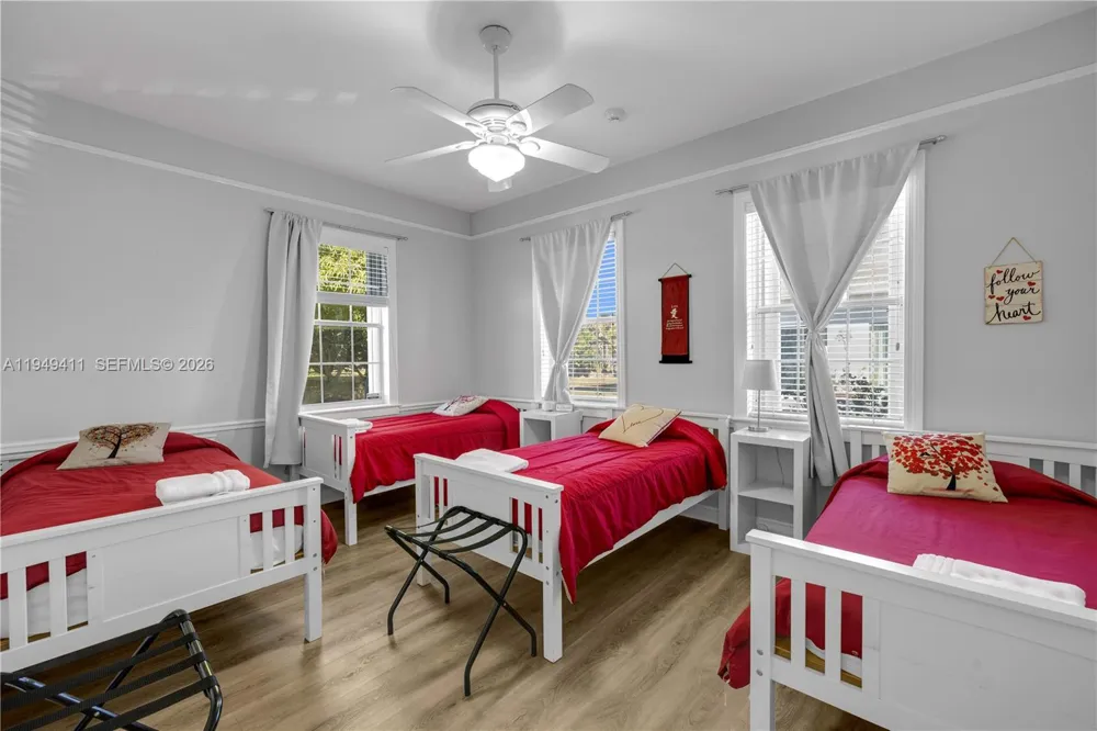 27950 SW 182nd Ave Homestead, FL 33031