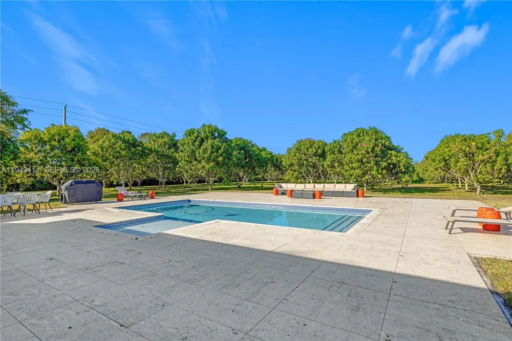 27950 SW 182nd Ave Homestead, FL 33031