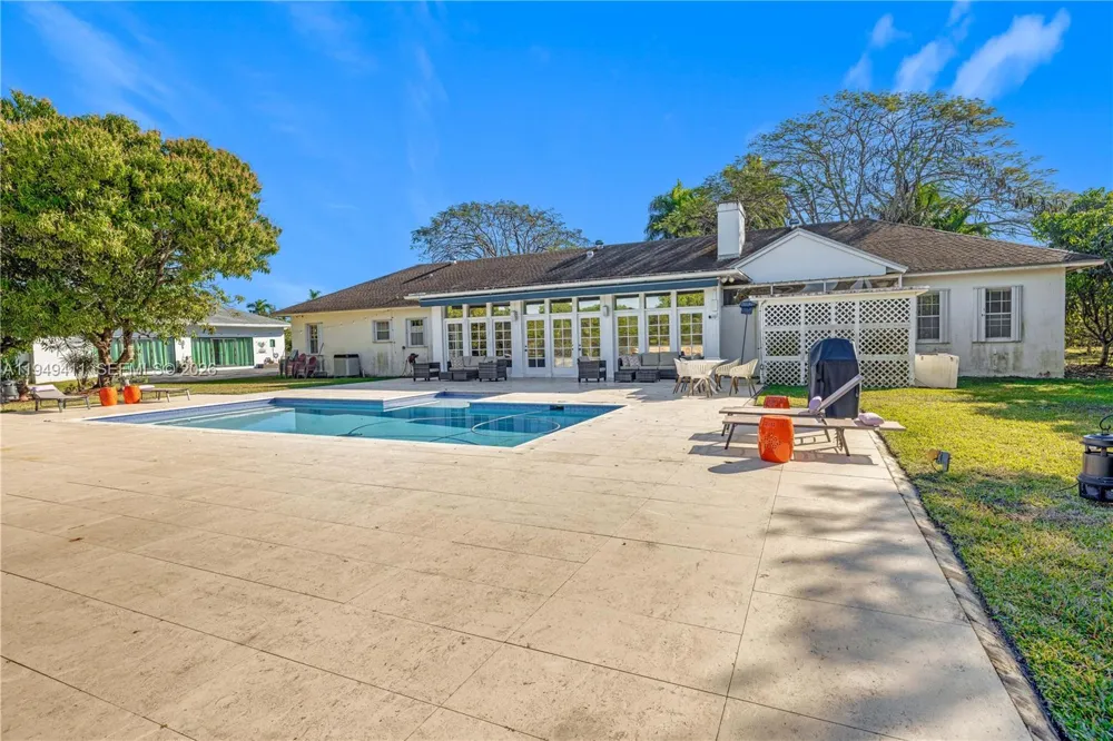 27950 SW 182nd Ave Homestead, FL 33031